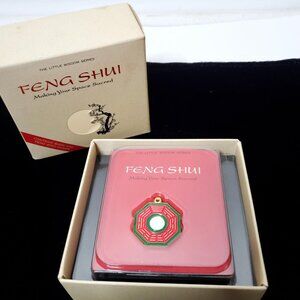 Feng Shui Mini Book with Fen Shui Charm (New)